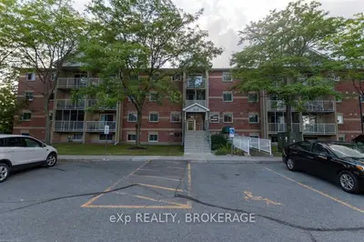#310-310 Kingsdale Avenue, Kingston, ON K7M 8S1