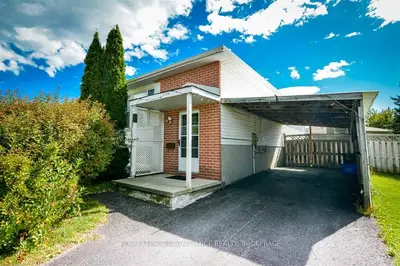 225 McLellan Court, Kingston, ON, K7M 7Z1