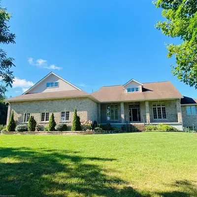 34 Owen Avenue, Front Of Leeds & Seeleys Bay, On K7g 2v4