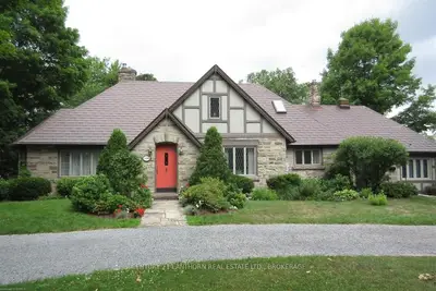 109 W Bridge Street, Greater Napanee, On K7r 2c8