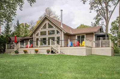 94 Chisamore Point Road, Front Of Leeds & Seeleys Bay, On K7g 2v4