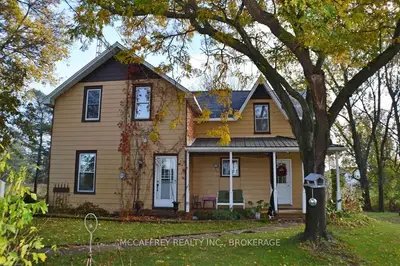 18 Perry Road, Greater Napanee, On K7r 3k6