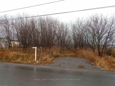 1101 Sunnyside Road, Kingston, On K7l 4v4
