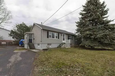 745 Portsmouth Avenue, Kingston, On K7m 1w6