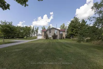 3710 South Shore Road, Frontenac Islands, On K0h 2s0