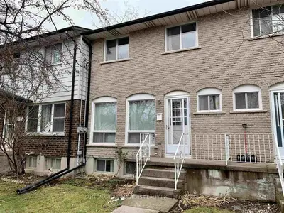 30 Addington Street 14, Loyalist, On K7n 1c5