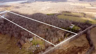 1007 Hanna Road, Rideau Lakes, ON K0E 1Y0