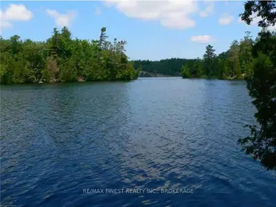 802 Willis Lane Lot 3, Leeds And The Thousand Islands, On K0h 2n0