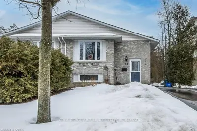 13 Bernadette Court, Kingston, On K7k 6l5