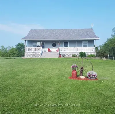2574 Hiscocks Road, Front Of Leeds & Seeleys Bay, On K7g 2v4