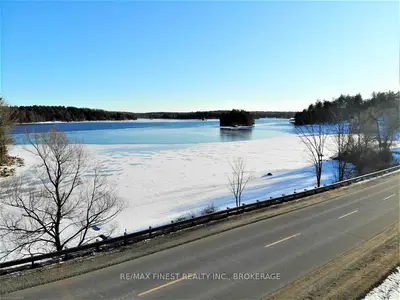 792 1000 Islands Parkway, Leeds And The Thousand Islands, On, K0e 1r0