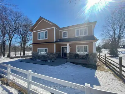 1333 Woodbine Road, Kingston, On K7p 2v8