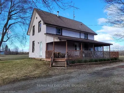 196 Cronkwoods Road, Front Of Yonge, On K0e 1r0
