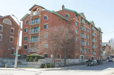 2 Bay Street 207, Kingston, On K7k 6t7