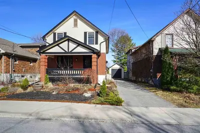 37 Traymoor Street, Kingston, On K7l 4k9