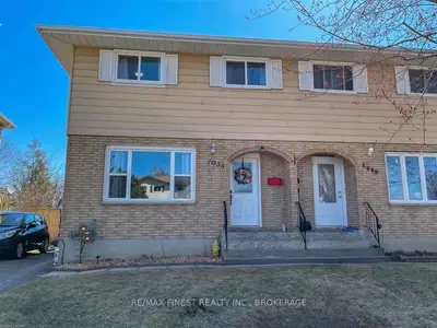 1038 Pinewood Place, Kingston, On K7p 1l1