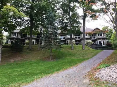 532 10TH CONCESSION Road 5-3, Rideau Lakes, ON K0G 1X0
