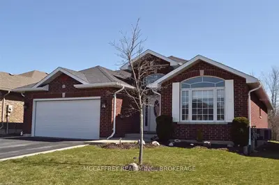 53 Hartwood Crescent, Greater Napanee, On K7r 0a8