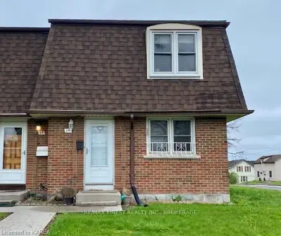24 PRINCE OF WALES Drive 1A, Belleville, ON K8P 2T5