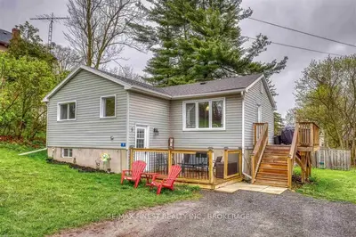 9 Garden Street, Lansdowne Village, On K0e 1l0