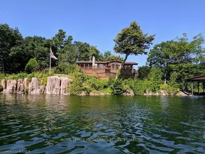 #17 1 GRANDVIEW ISLAND, Frontenac Islands, ON, K0E 1L0