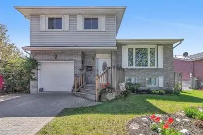 50 SPLINTER Drive, Greater Napanee, ON K7R 3V1