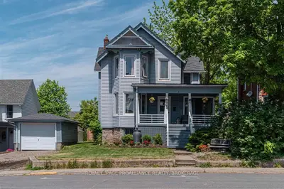 174 South Street, Gananoque, On K7g 1a2
