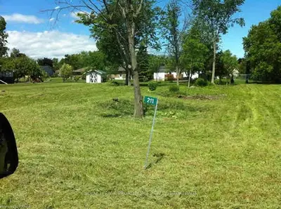 211 Old Orchard Road, Greater Napanee, On K0h 1g0