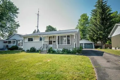236 GEORGIANA Street, Gananoque, ON K7M 1M8