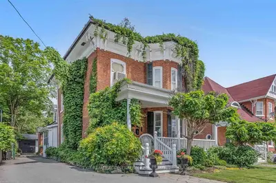 111 Dundas Street W, Greater Napanee, On K7r 1z9