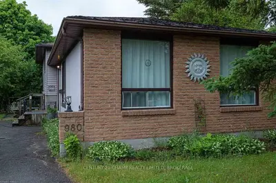 980 Pinewood Place, Kingston, On, K7p 1l5