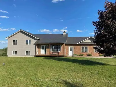 574 Sanderson Road, North Grenville, On K0g 1s0