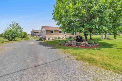 232 Railway Street, Front Of Leeds & Seeleys Bay, On K0e 1l0