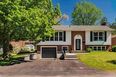 235 Wellington Street, Gananoque, On K7g 1b9