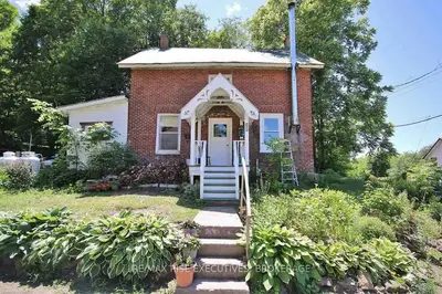 28 William Street, Rideau Lakes, On K0e 1g0