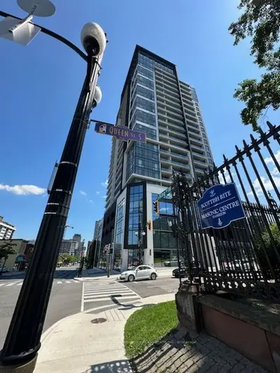 Condo Apartment in Hamilton