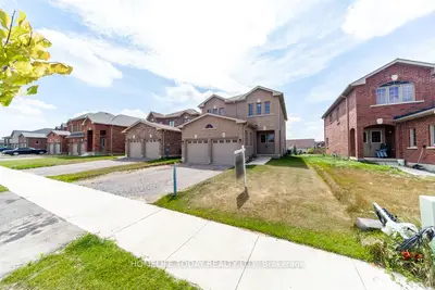 Detached in Kawartha Lakes