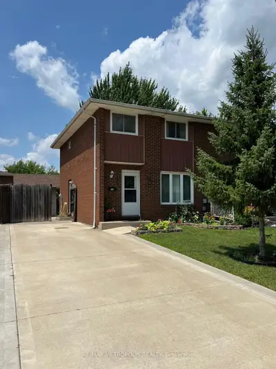 Semi-Detached in Windsor