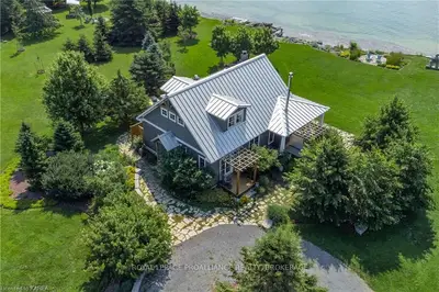 313 Nine Mile Point Road, Frontenac Islands, On K0h 2y0