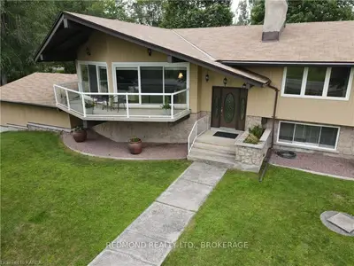 5166 County Road #2 Road, Gananoque, On K7g 2v5