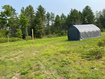 135 GLASTONBURY Road, Addington Highlands, ON K0H 2G0