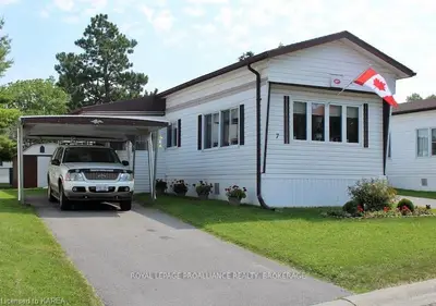 7 Powley Garden Drive, Kingston, On K7k 6a1