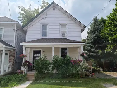 99 Prince Street, Deseronto, On K0k 1x0