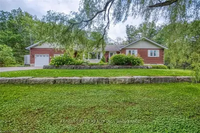 2343 Aspen Street, Kingston, On K7l 4v1