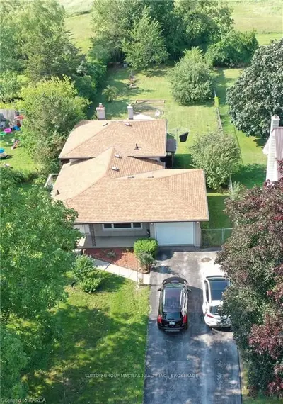 16 Tracey Street, Belleville, On K8p 2r5