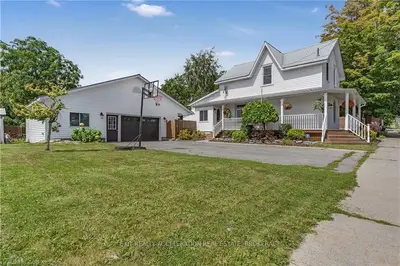 91 St George Street, Deseronto, On K0k 1x0
