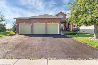 76 BEVERLY Street, Greater Napanee, ON K7R 3W5