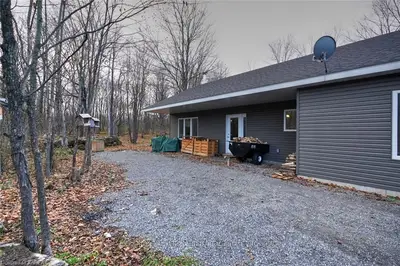 4312c Cove Road, Rideau Lakes, On K0g 1v0