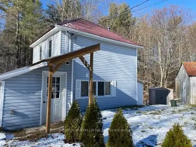 735 Jones Falls Road, Rideau Lakes, On K0g 1e0