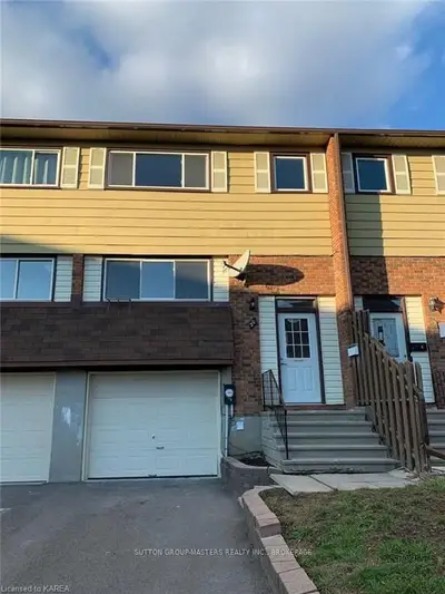20 MEADOW Lane, Greater Napanee, ON K7R 3R8